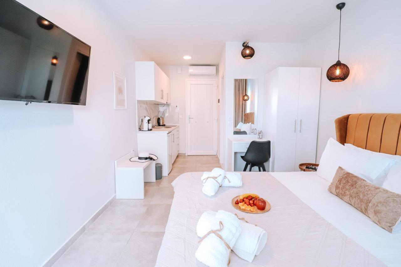 Sithon Diamond Suites 1 Nikiti  Exteriör bild