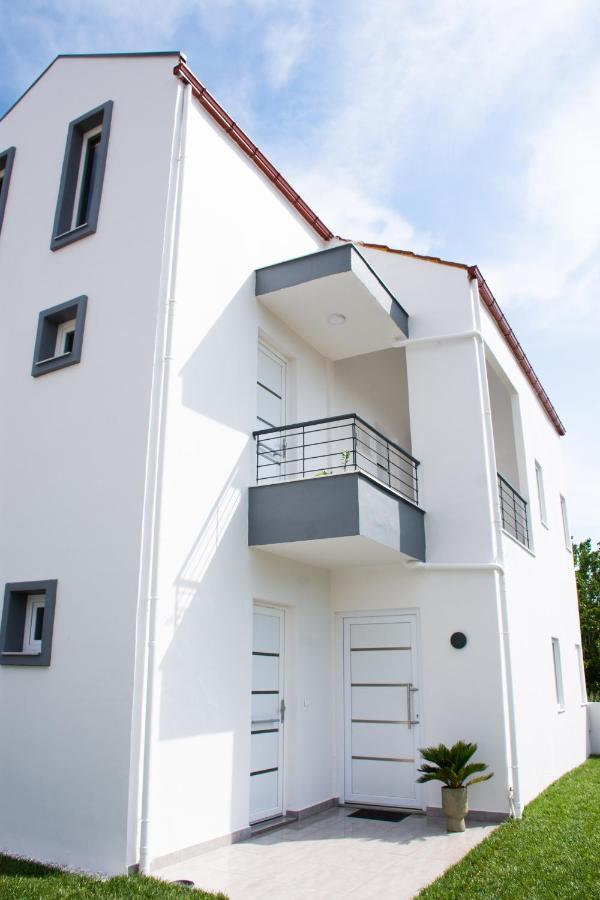 Sithon Diamond Suites 1 Nikiti  Exteriör bild