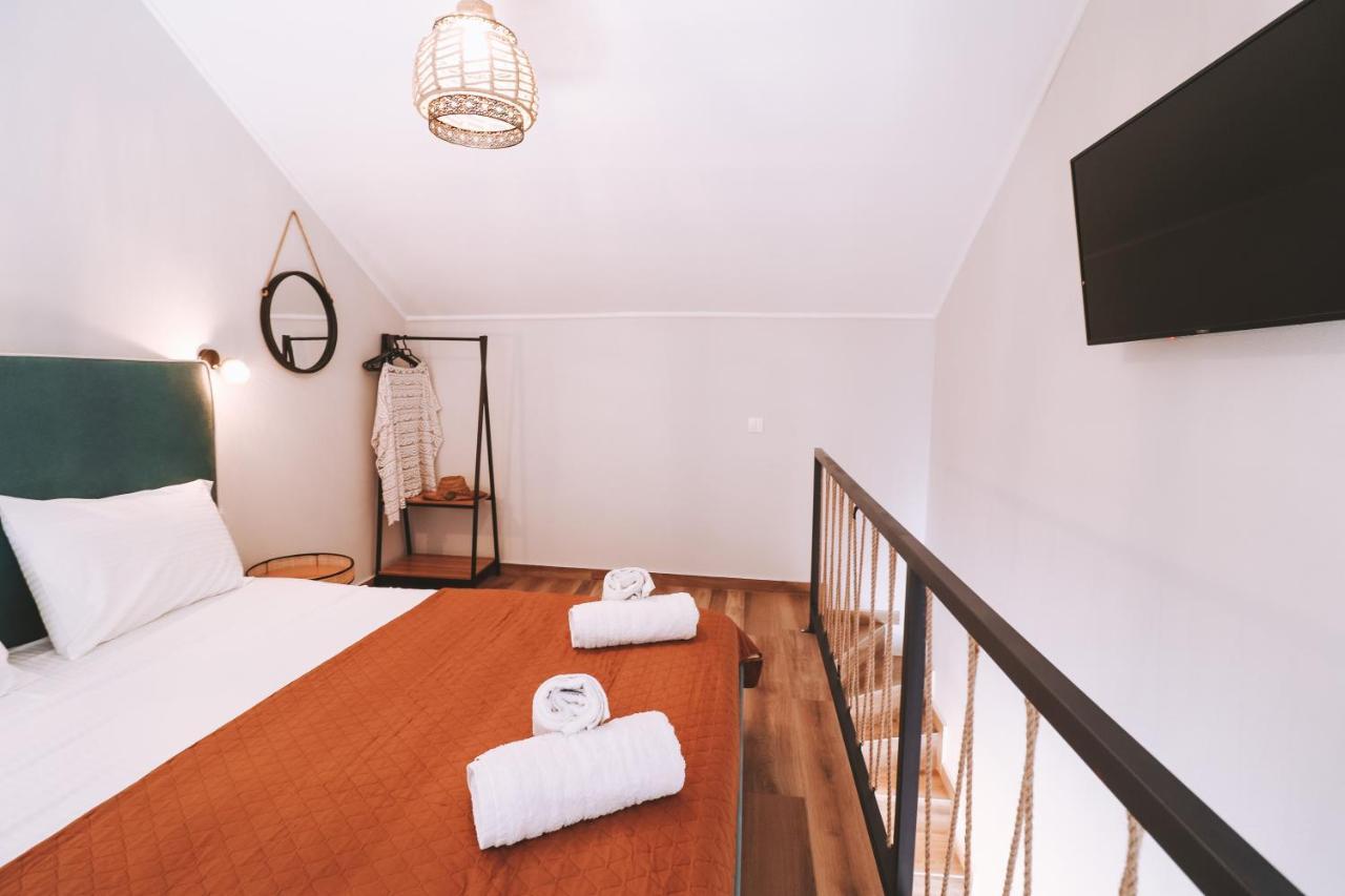 Sithon Diamond Suites 1 Nikiti  Exteriör bild